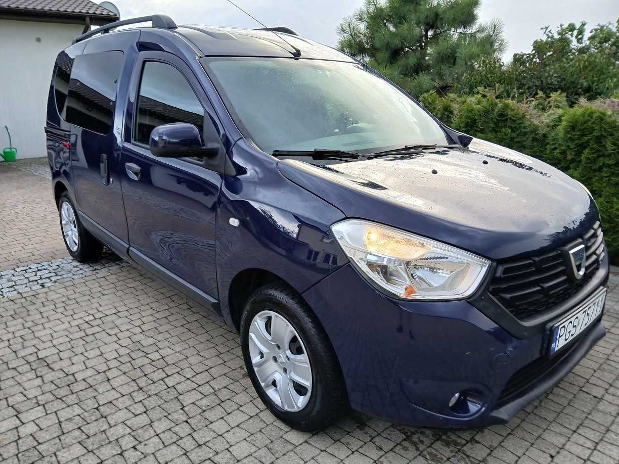 DACIA DOKKER 2017 LIFT 1.2 benzyna 5-osob. Klima HAK lekko uszkodzony