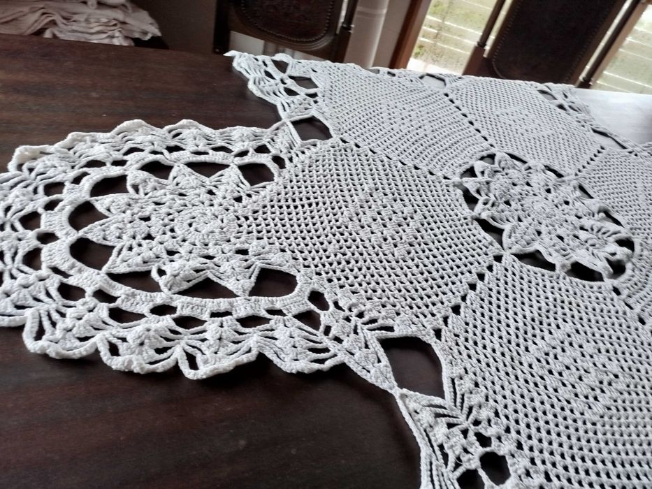 Toalha redonda em crochê feito a mão