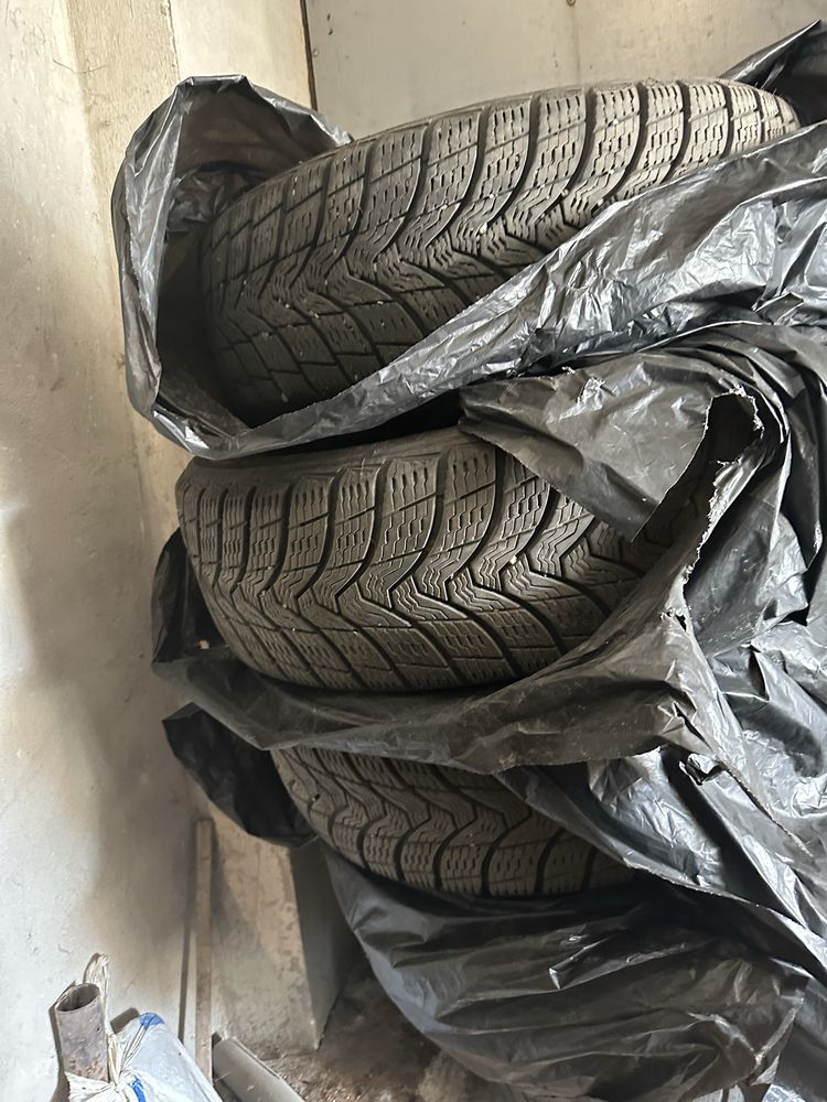Premiorri R16 60 215 зима