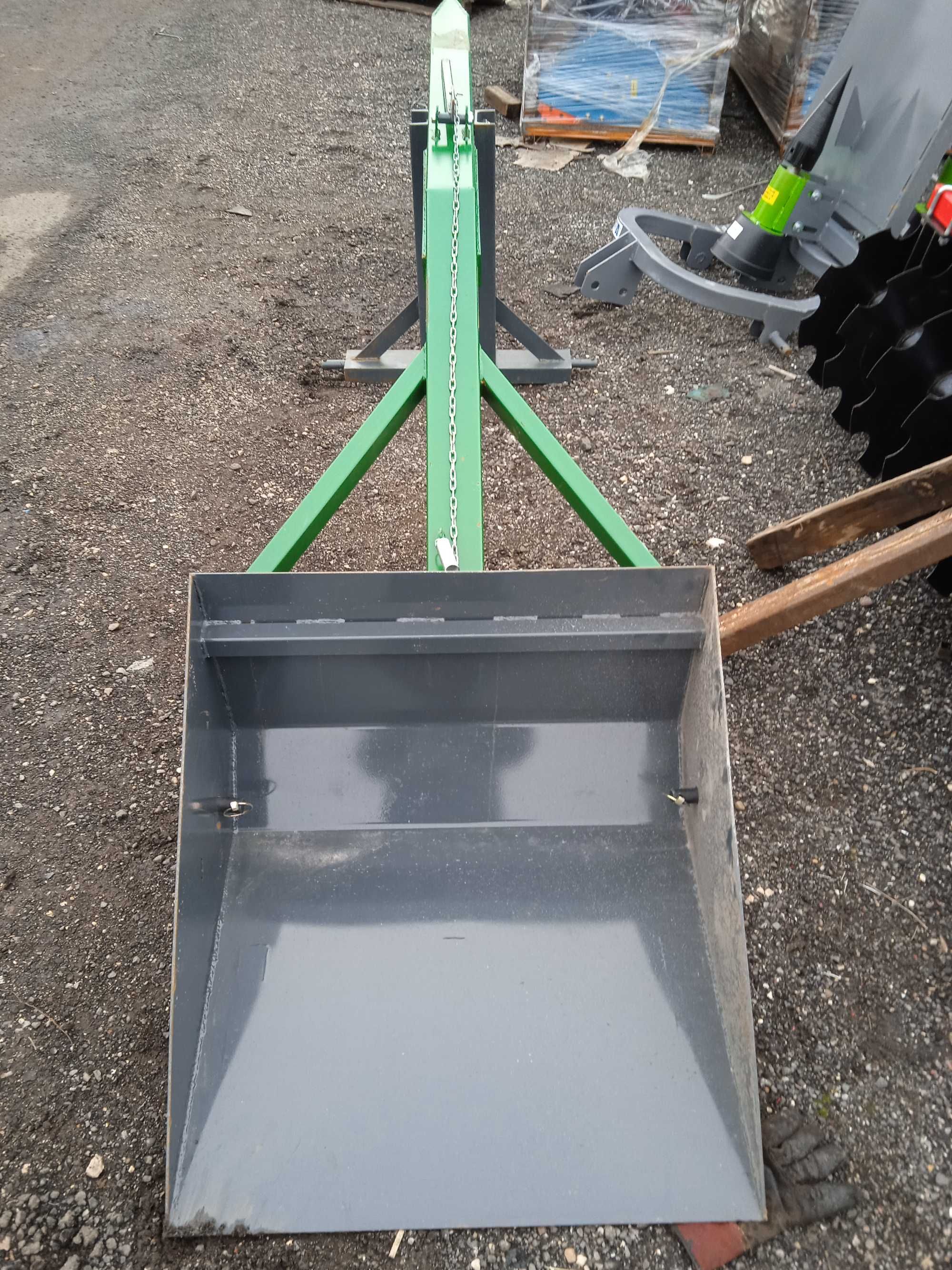Ładowacz na tył na mechanizm mech. linka z łyżką 80cm