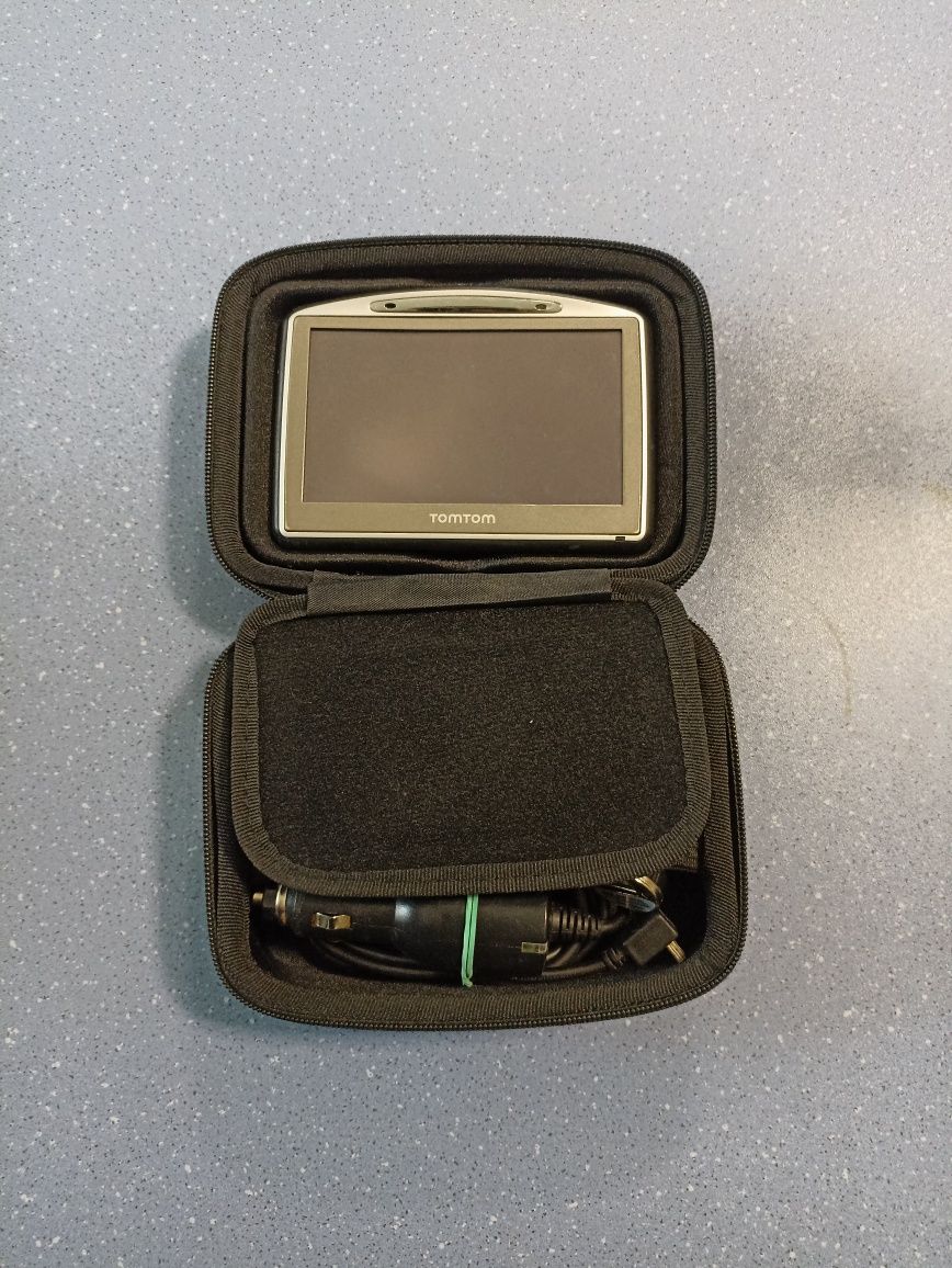 Навігація Tomtom go 520 t