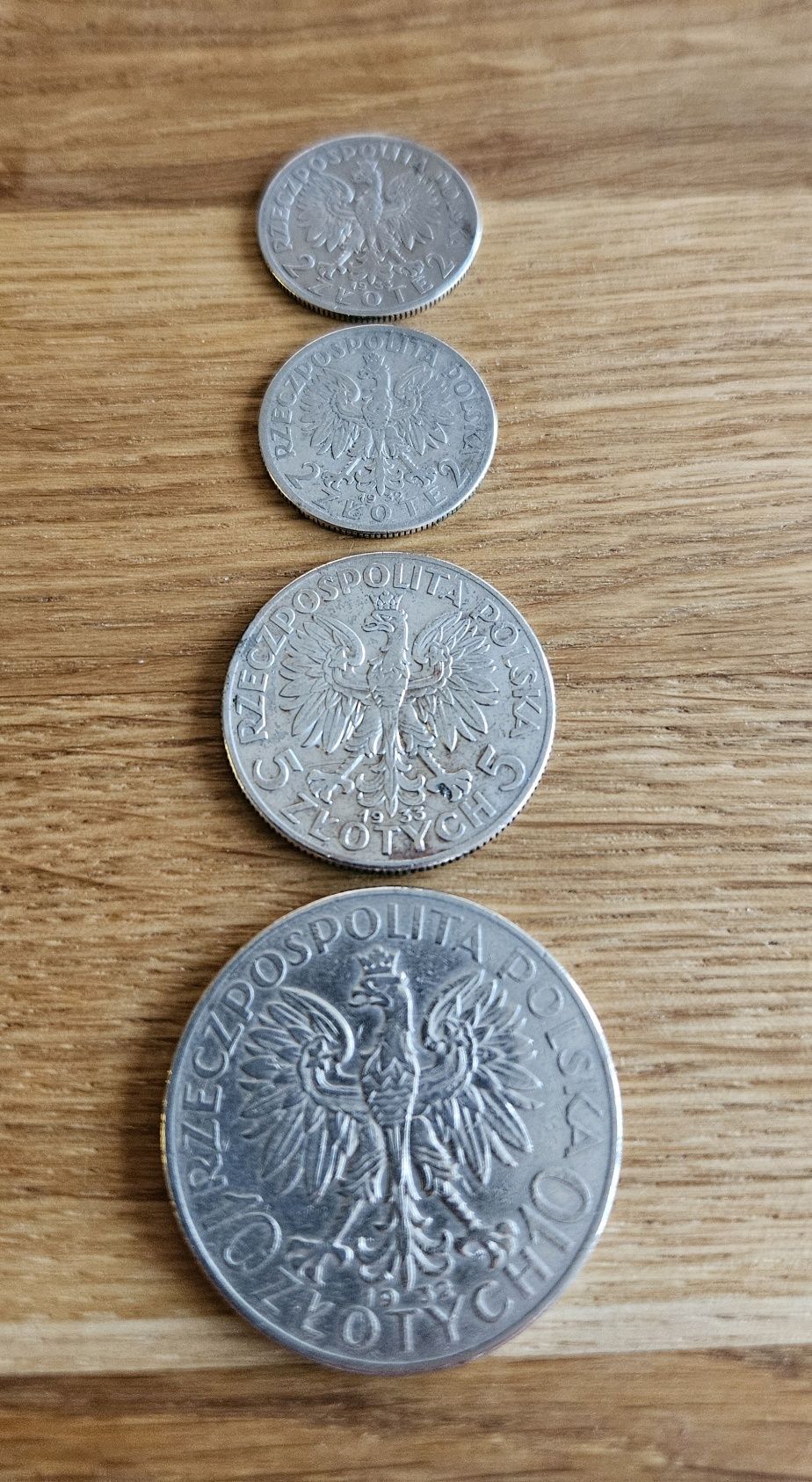 4 srebrne monety
