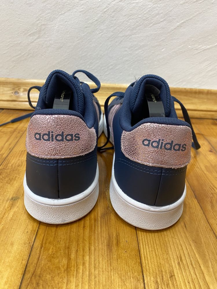 Кросовки Adidas