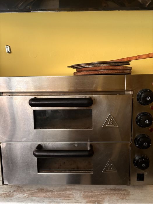 Продам б/у печь для пиццы
