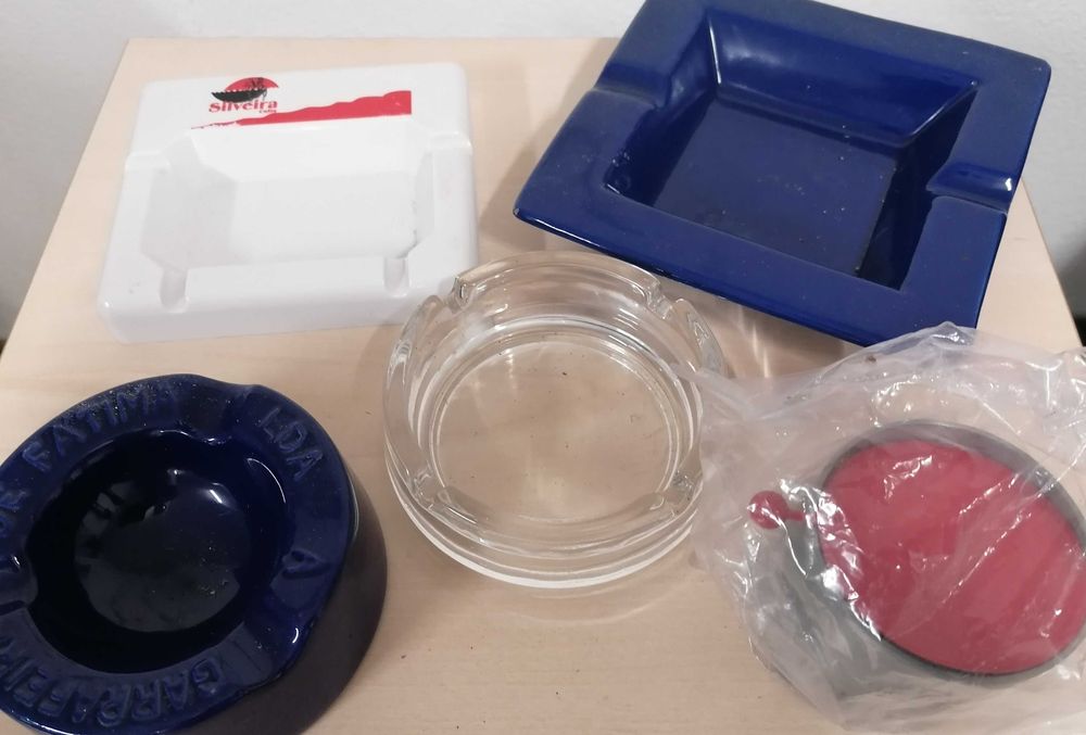 Cinzeiros de coleção, CZ2, lote por 5€