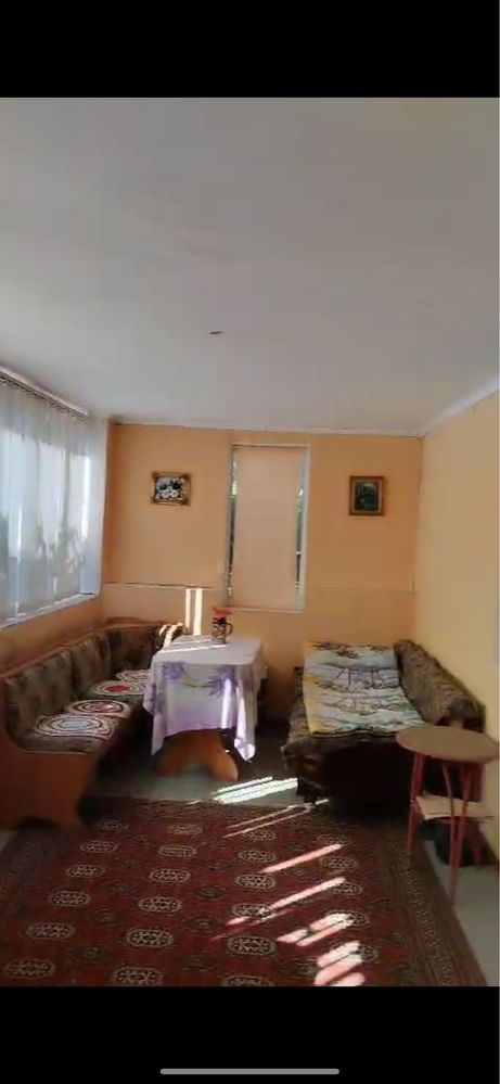 Продам будинок з земельною ділянкою