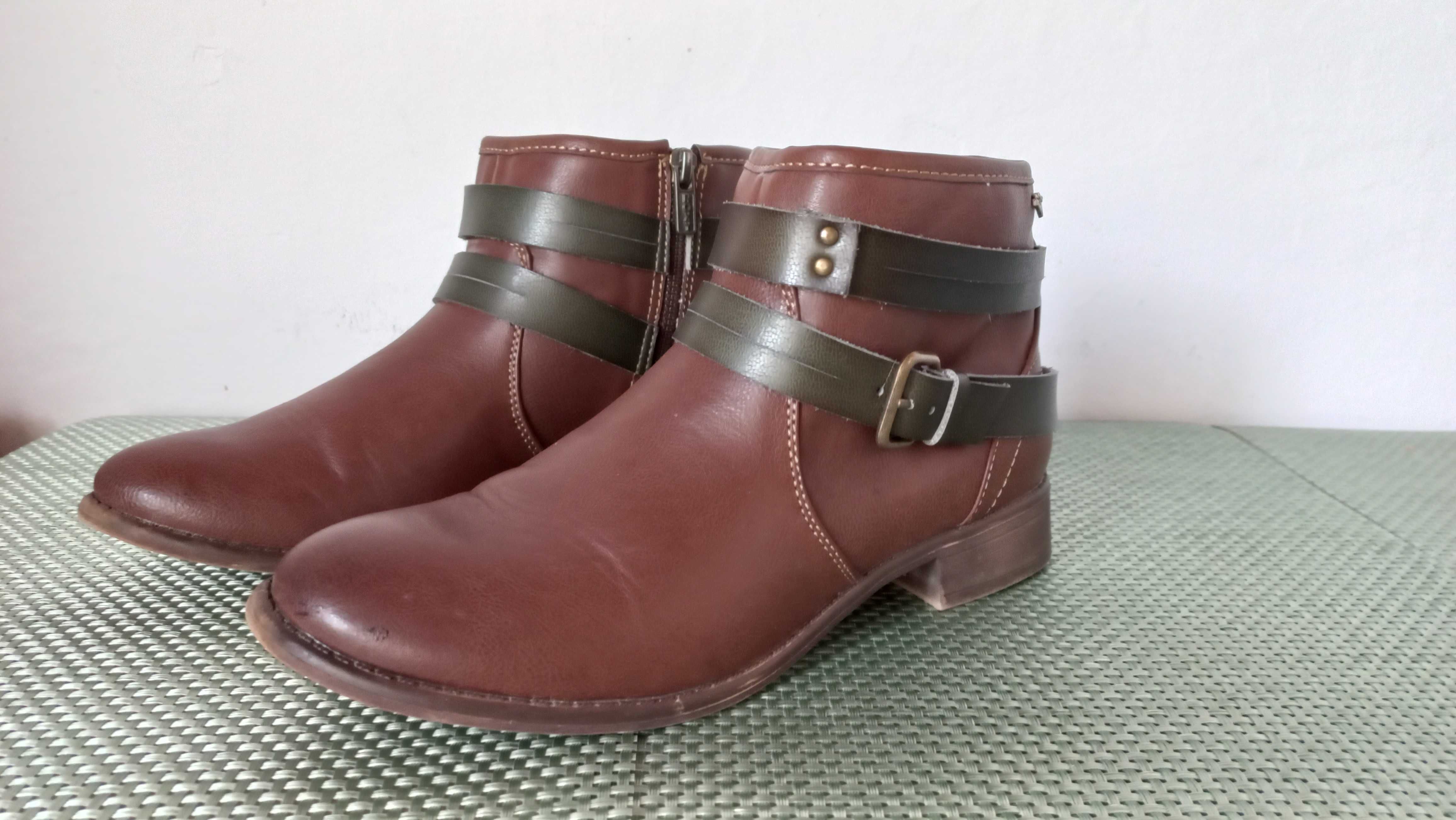 Botins Roxy em muito boas condições