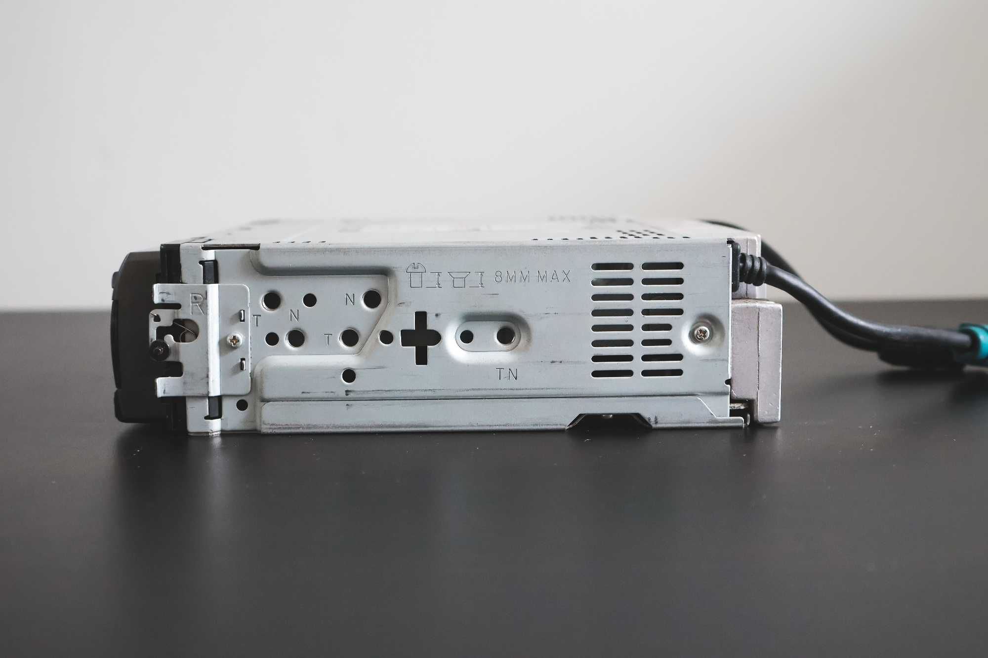Radio samochodowe Alpine CDE-9870R 4x45W
