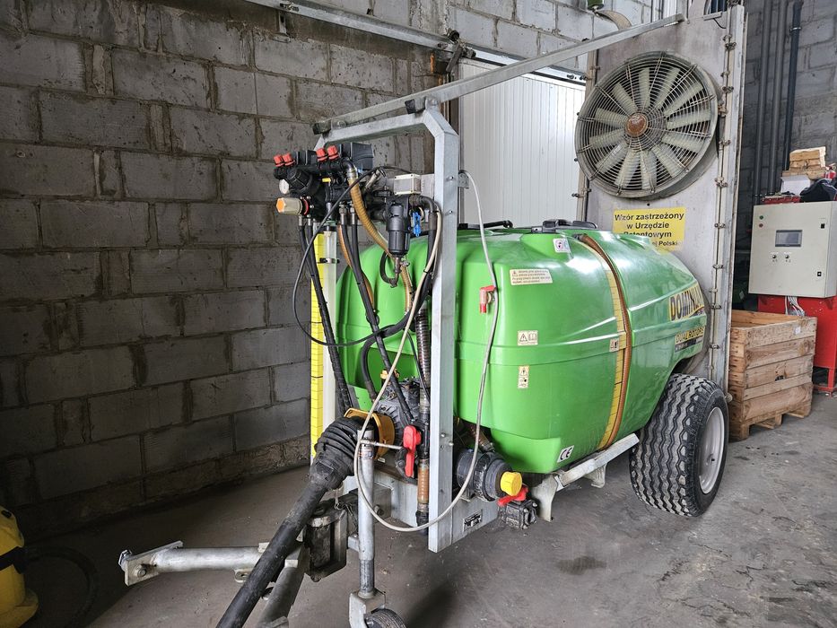 Opryskiwacz sadowniczy Dominiak 1500l Komputer