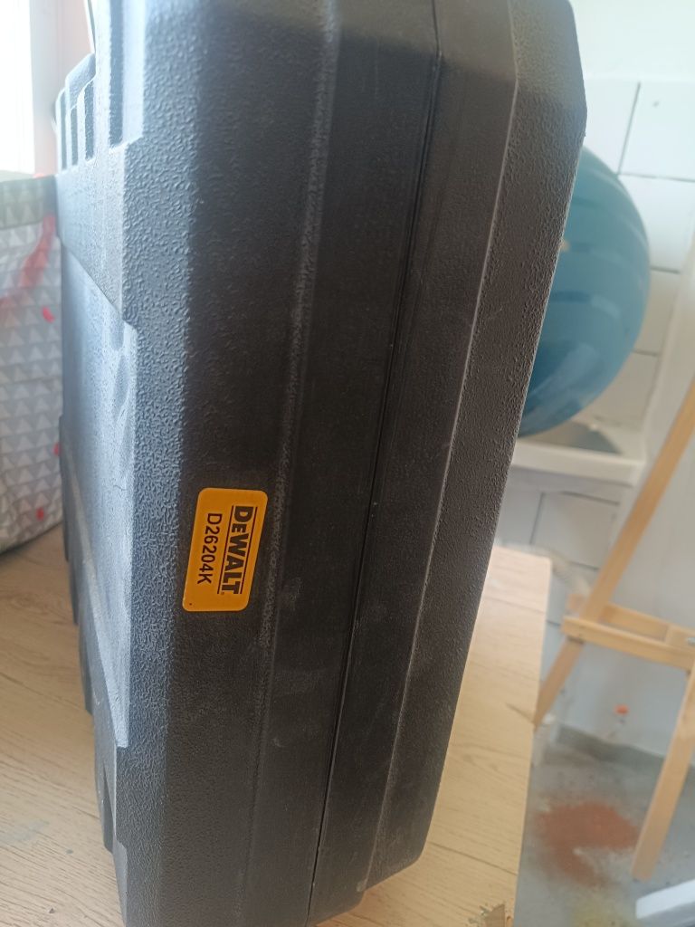 Walizka Dewalt Frezarka D26204K Case