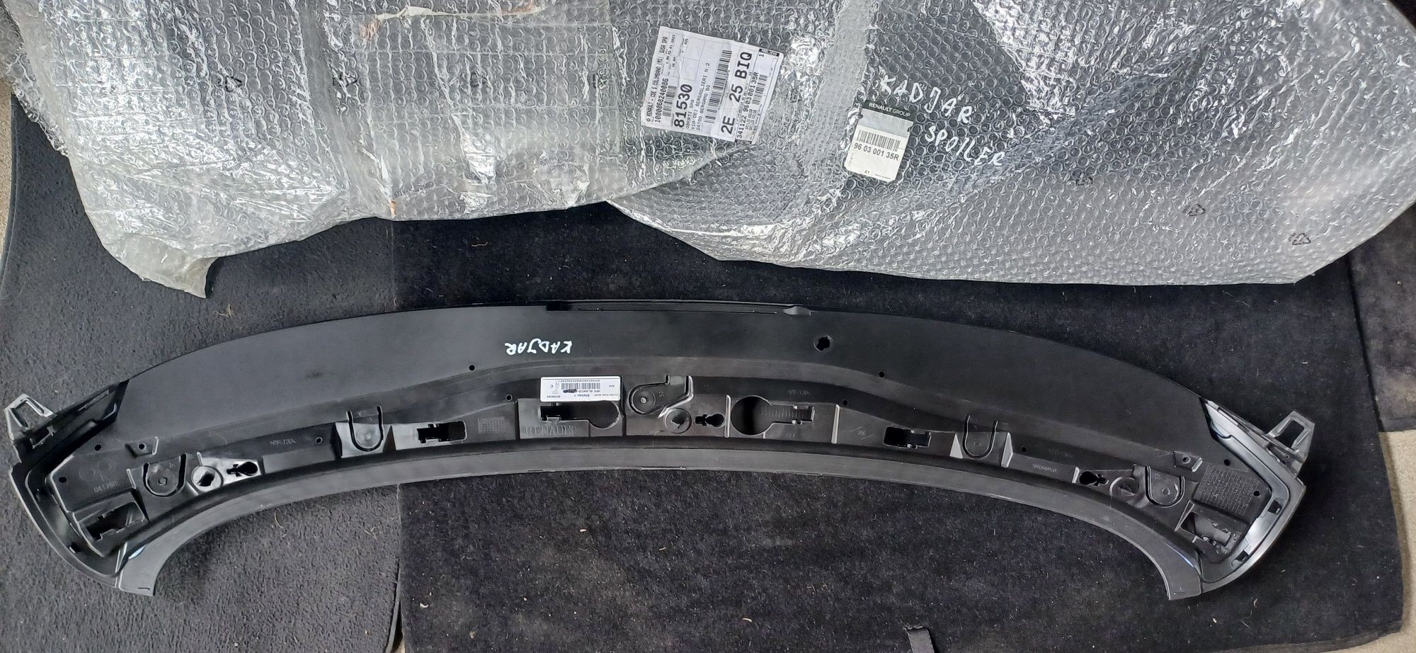 Spoiler klapy bagażnika renault kadjar