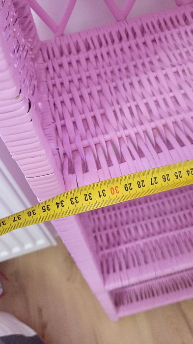 Etażerka wiklinowa różowa