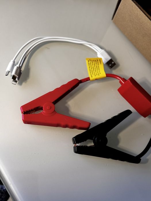 Пусковое устройство,бустер,повер банк Jump Smart Starter Power Bank