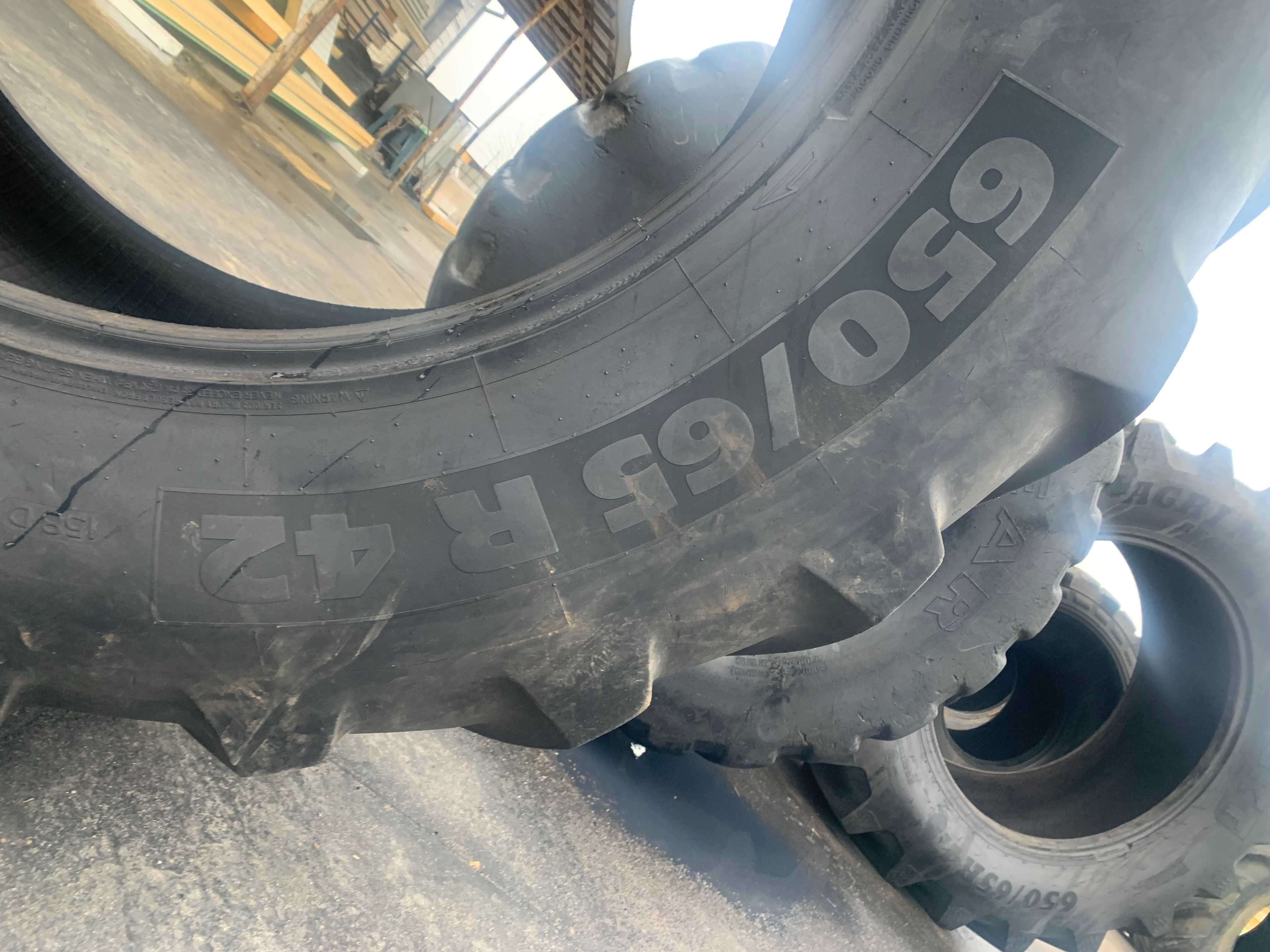 650/65R42 Michelin Multibib  JM638