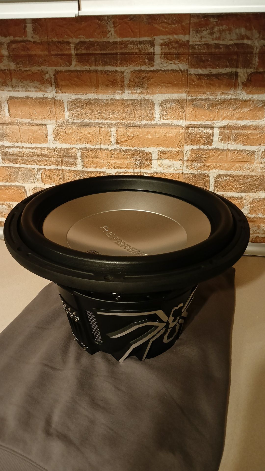 Subwoofer Soundstream reference r1 15"