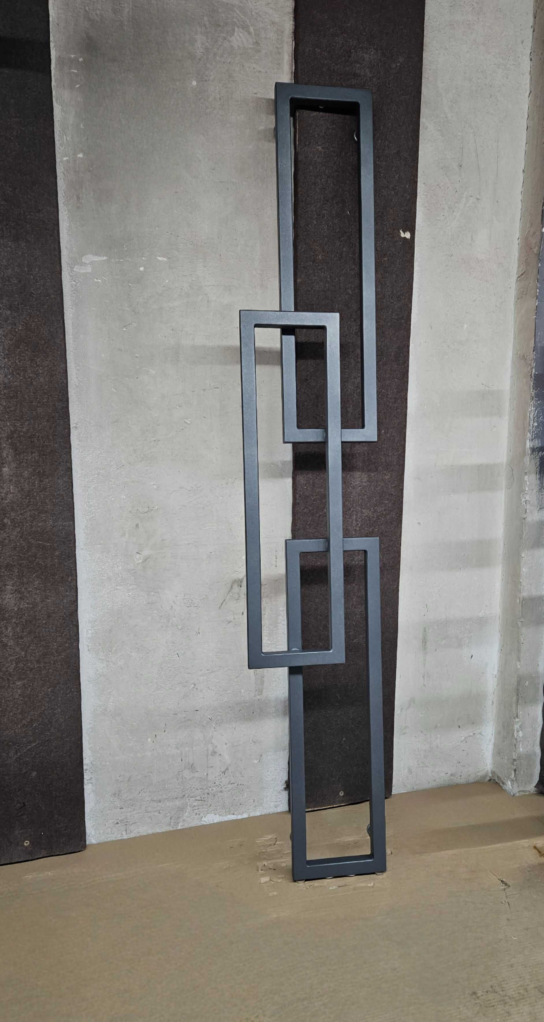 Dekoracyjny grzejnik wąski 170x30 cm, czarny mat struktura nowy