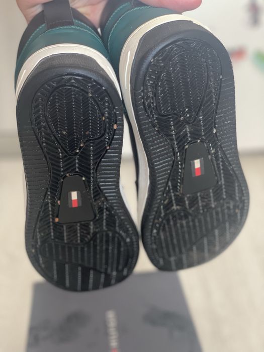 Tommy jeans Оригинал 44