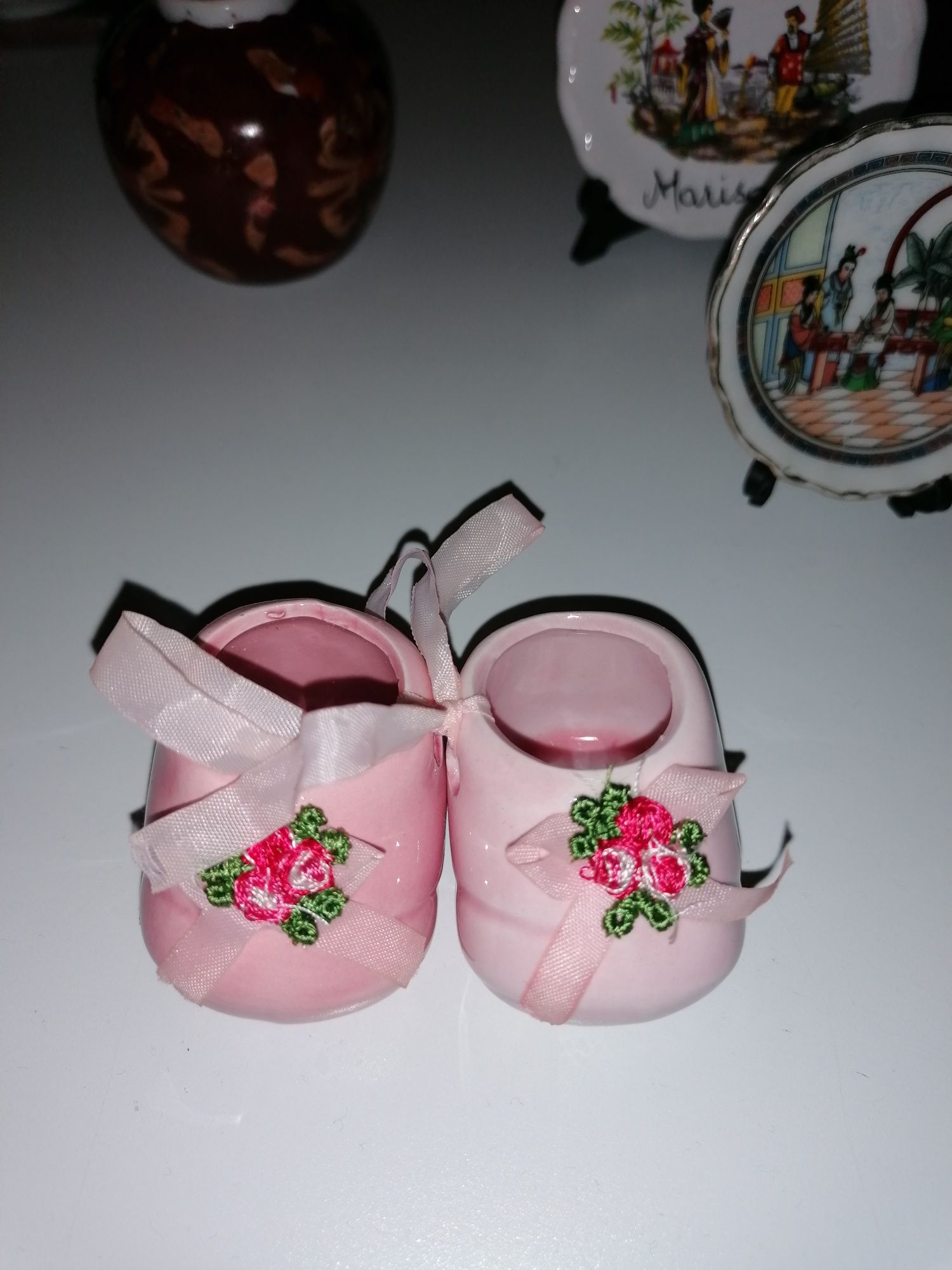 Pecinhas em Porcelana – Charme e Delicadeza na Sua Decoração, desde