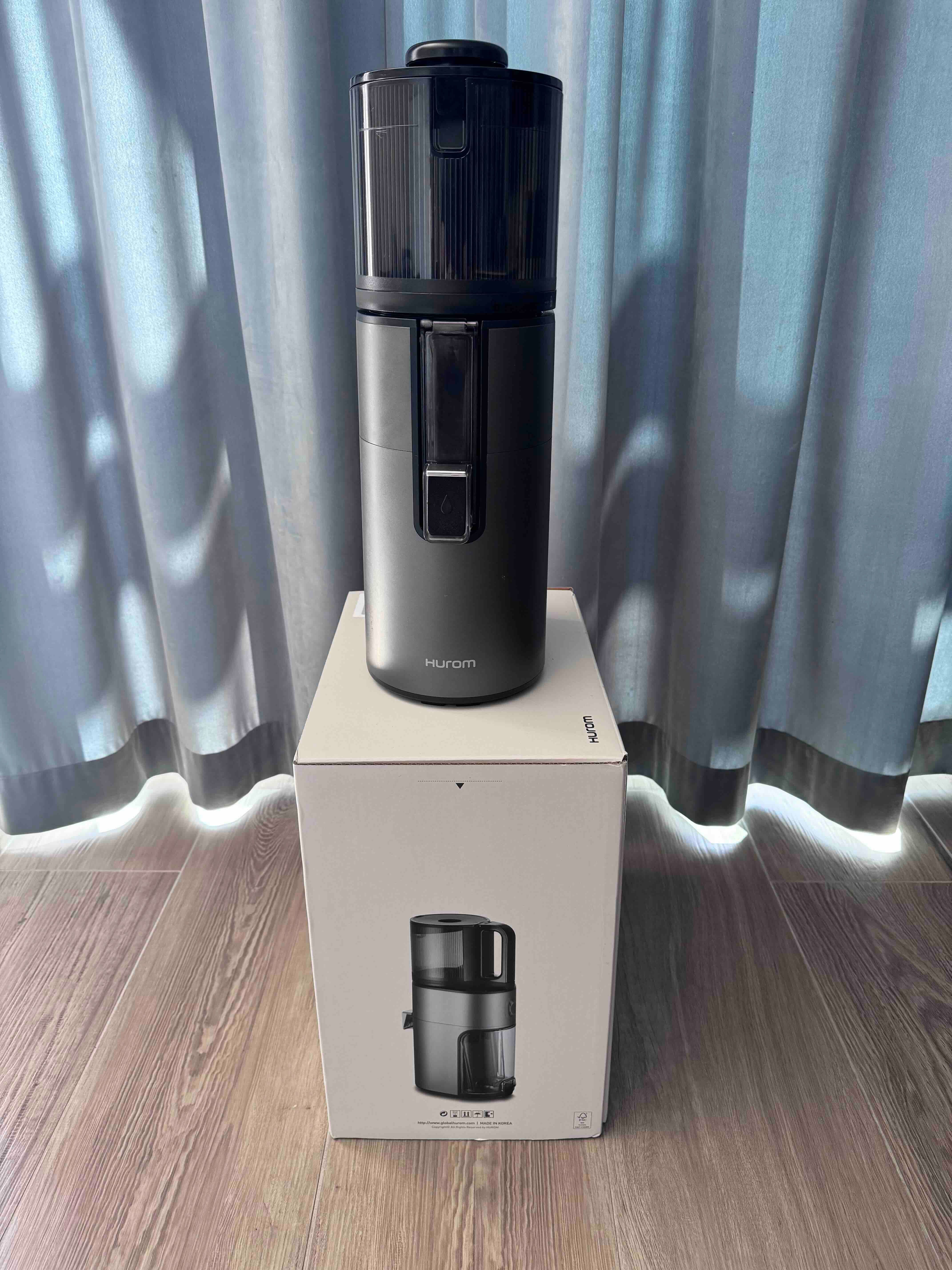 Hurom H400 Matt Titinium Grey, wyciskarka wolnoobrotowa, stan BDB