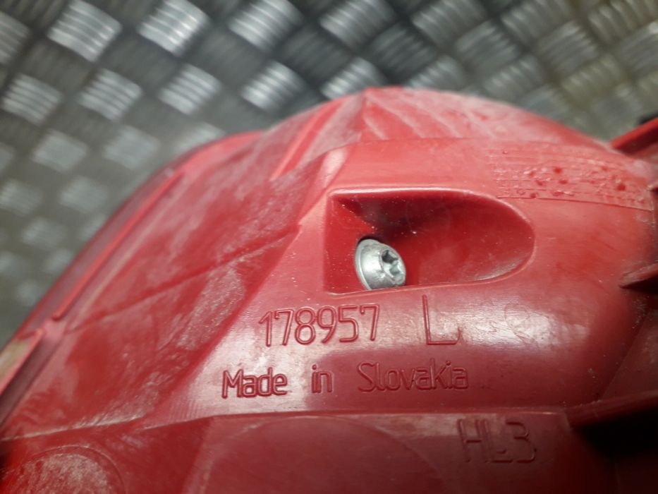 Vw tiguan i lift lampa tył lewy