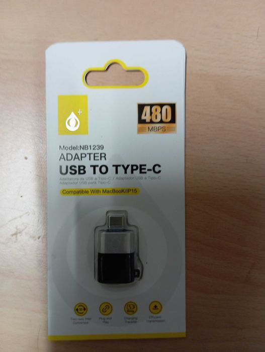 adaptador telemovel usb 2€