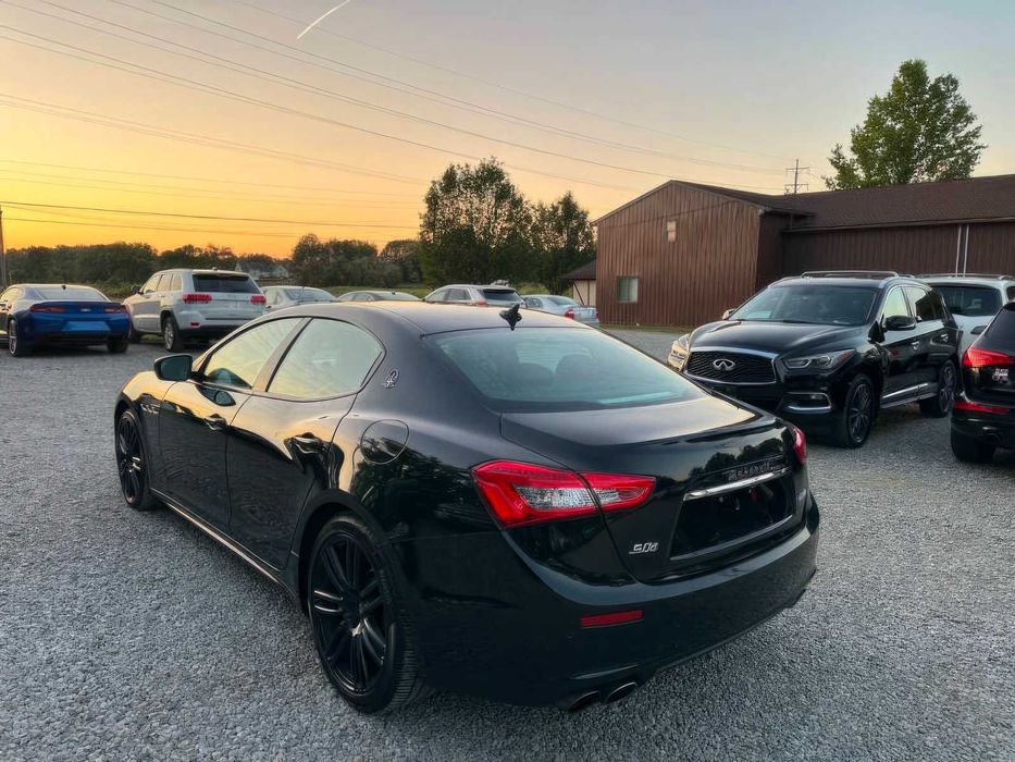 Maserati Ghibli S Q4      2017