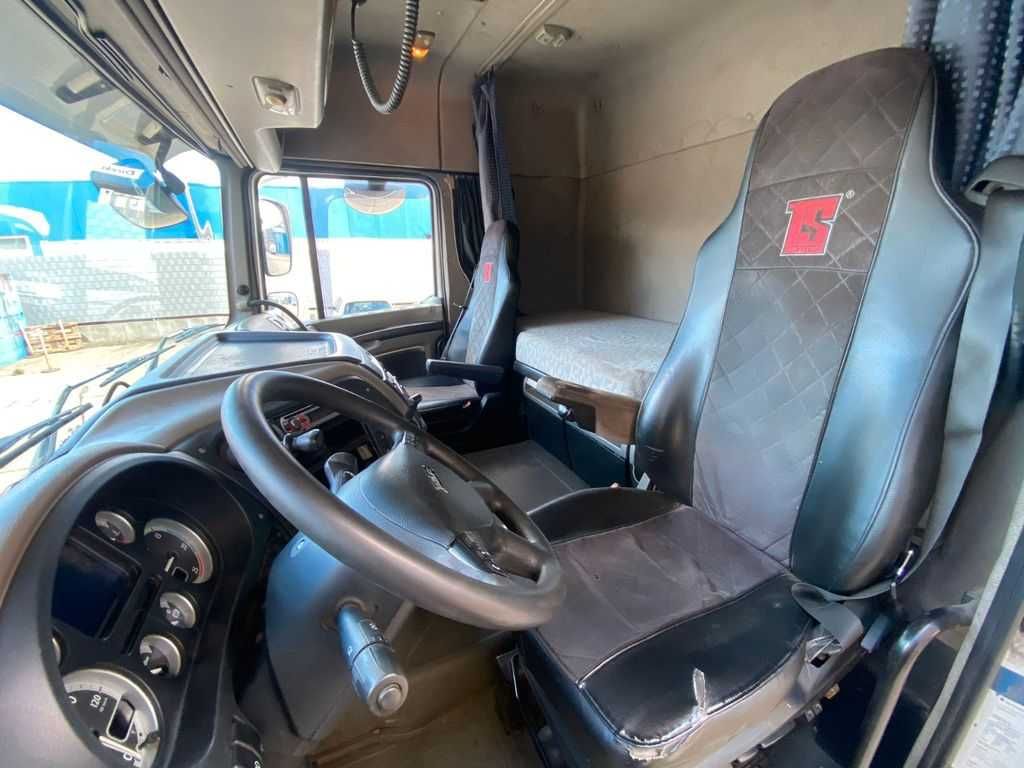 Лісовоз DAF 105.510 привід 6х4 кран PENZ 10000H Atlas для дерева