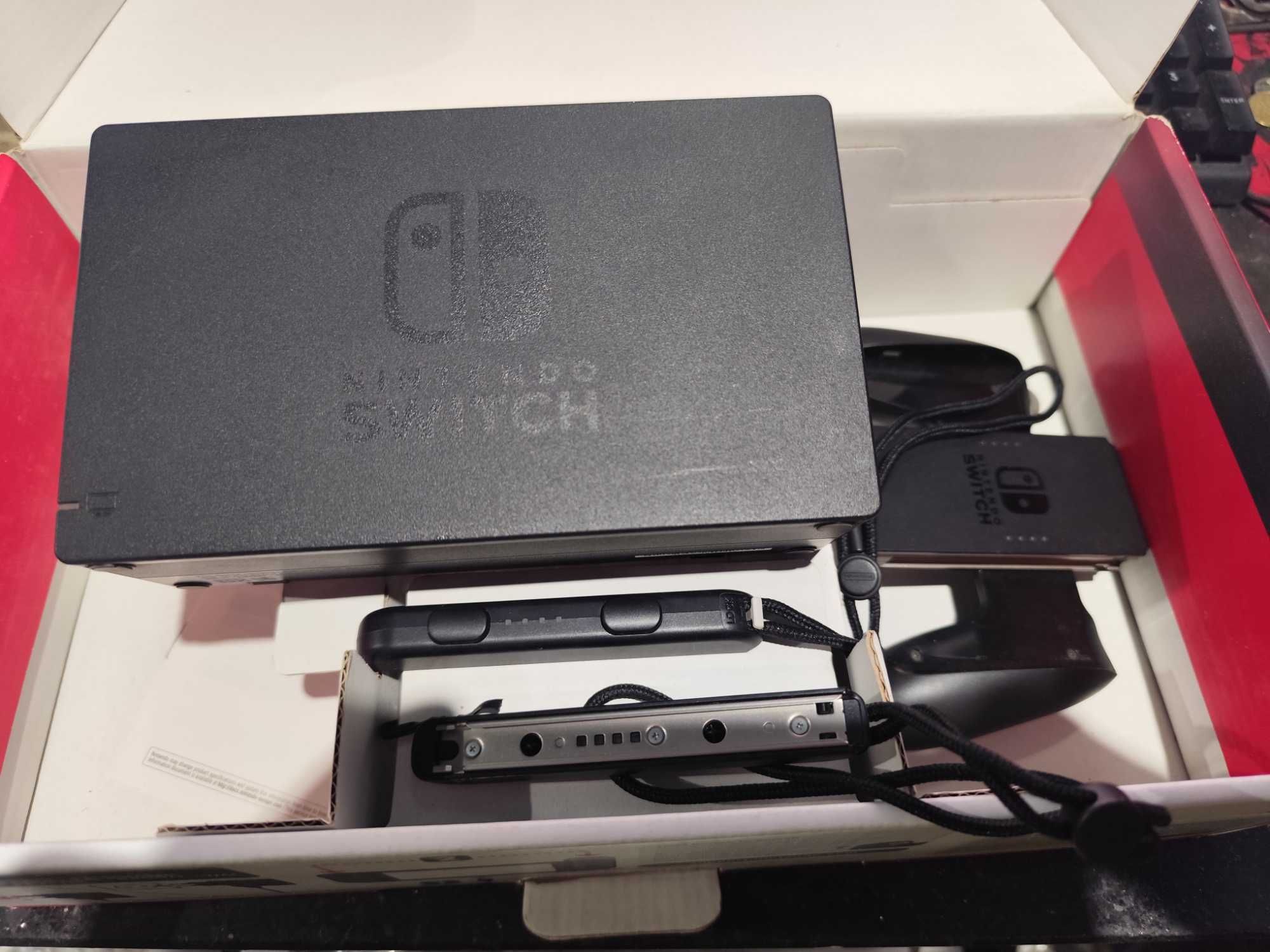 Nintendo Switch V2 Gray