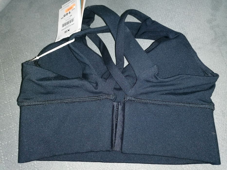 Nowy biustonosz sportowy yoga  top 4f xs