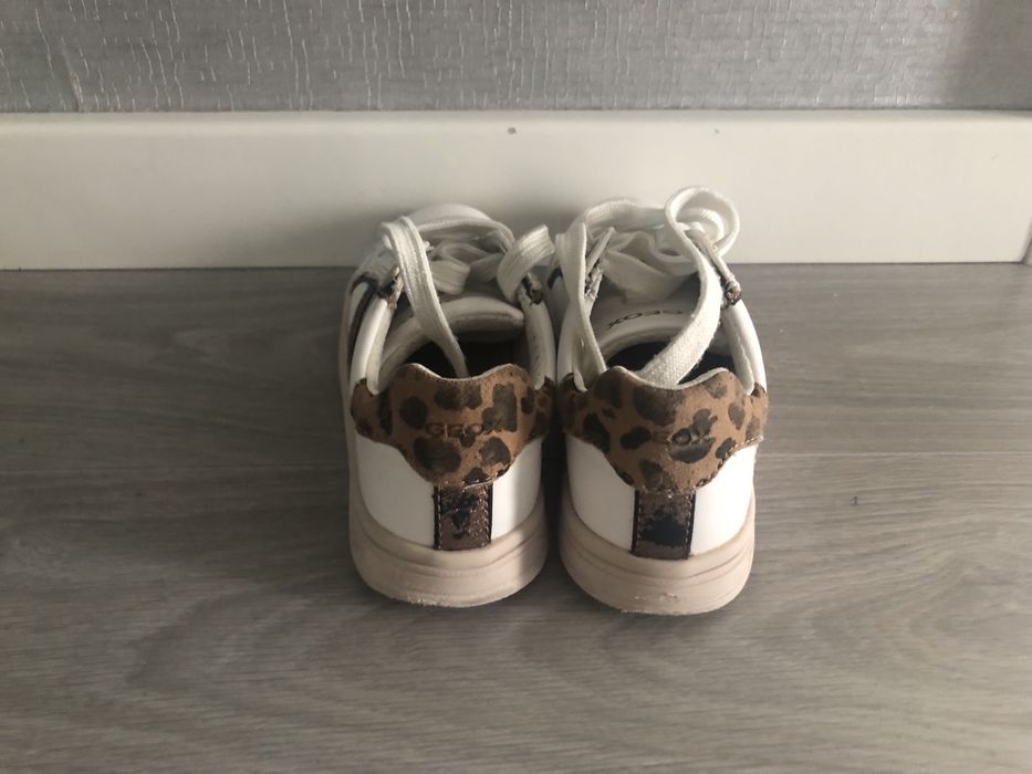 Tenis Geox 29 pele animal print portes gratis