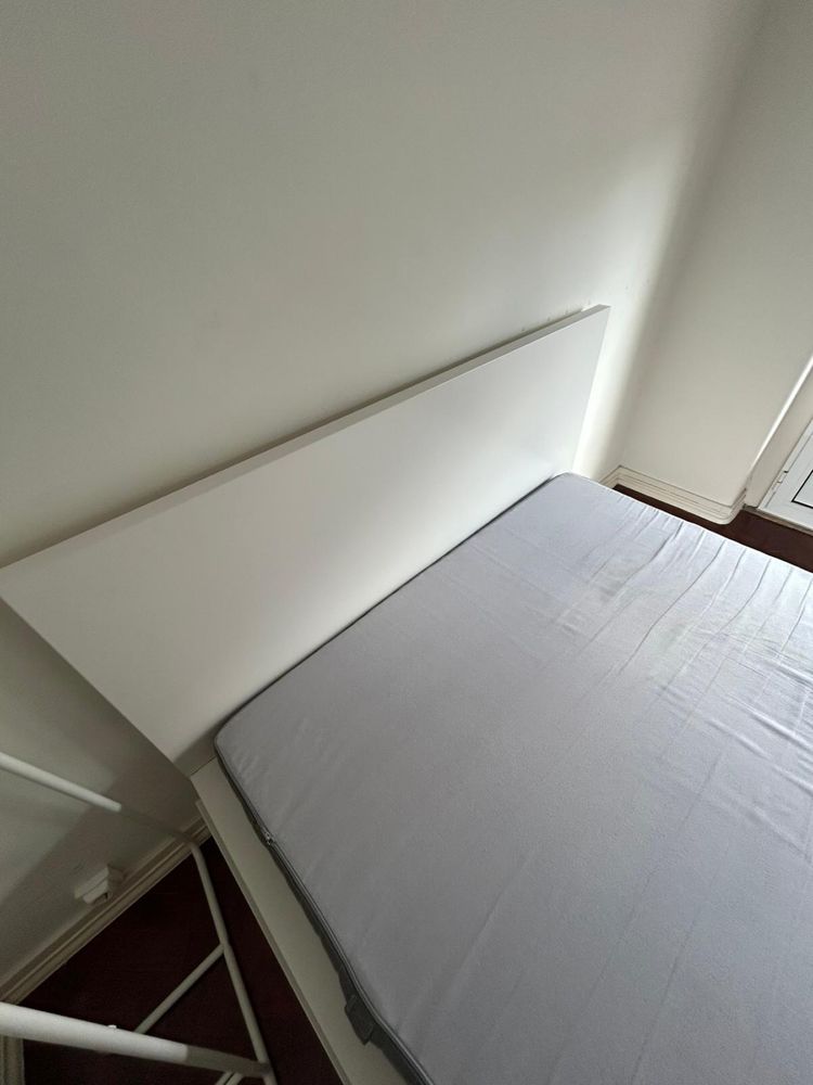 Cama malm Ikea com gavetas 140 200