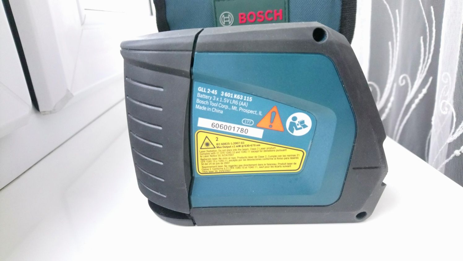 Уровень лазерный нивелир BOSCH GlL2-45 professional