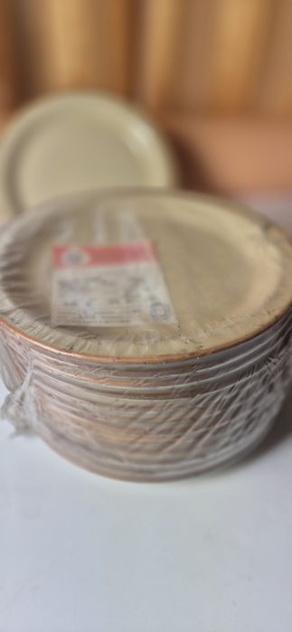 Tułowice nowy komplet obiadowy talerze Betty dla 12 osób z metką