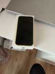 Iphone 11 + etui