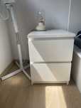 Sprzedam stolik nocny ikea malm