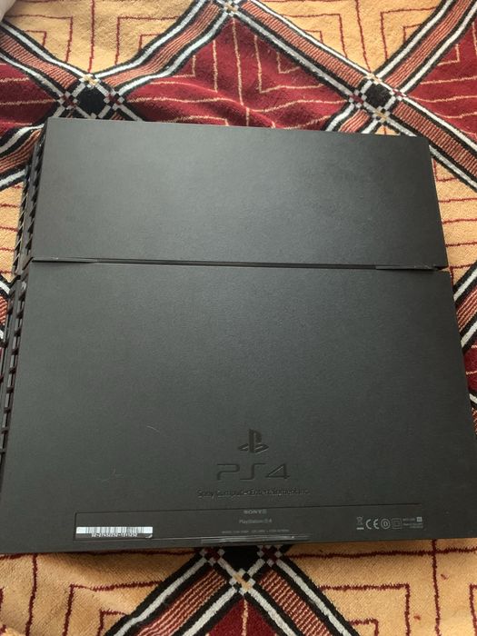 Пс 4 на 500гб в нормально состоянии