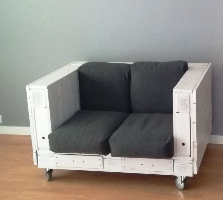 Sofa z palet biała