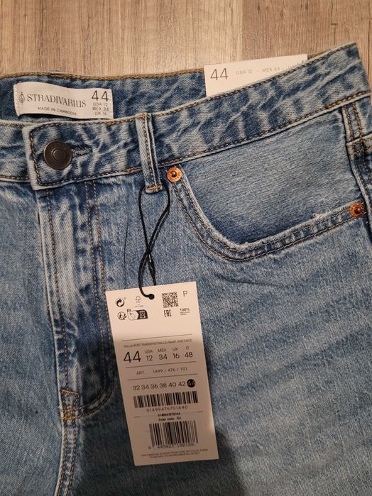 Jeansy Straight Leg Stradivarius r. 42