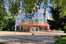 Оренда торгівельних площ на "Зарічному"