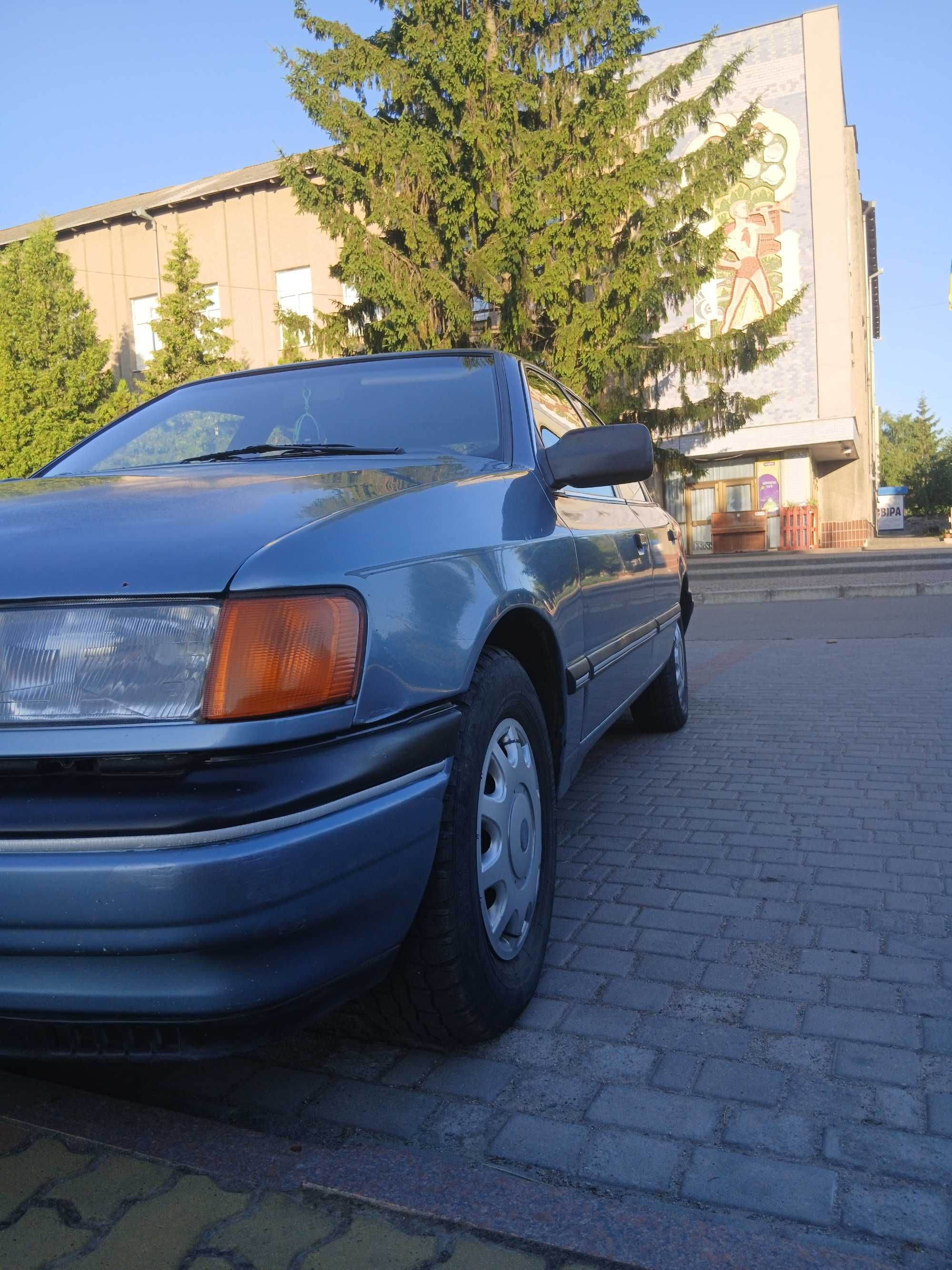 Ford Scorpio 1989рік 2.0