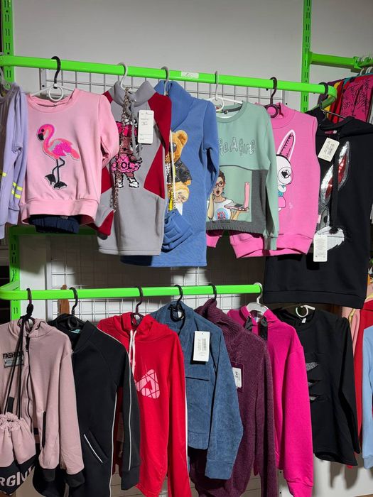 Дитячий Підлітковий одяг ОПТ Куртки Худі Джинси Штани взуття терміново