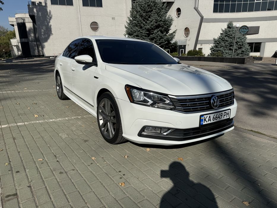 Volkswagen passat b8 R-Line