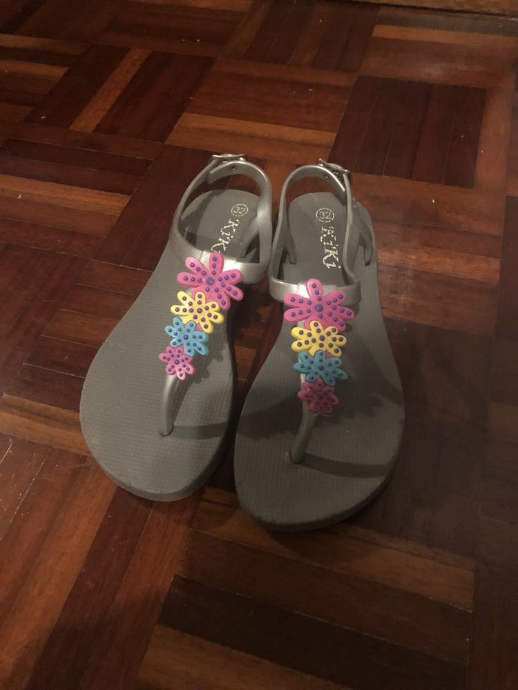 Sandalias tipo havaiana