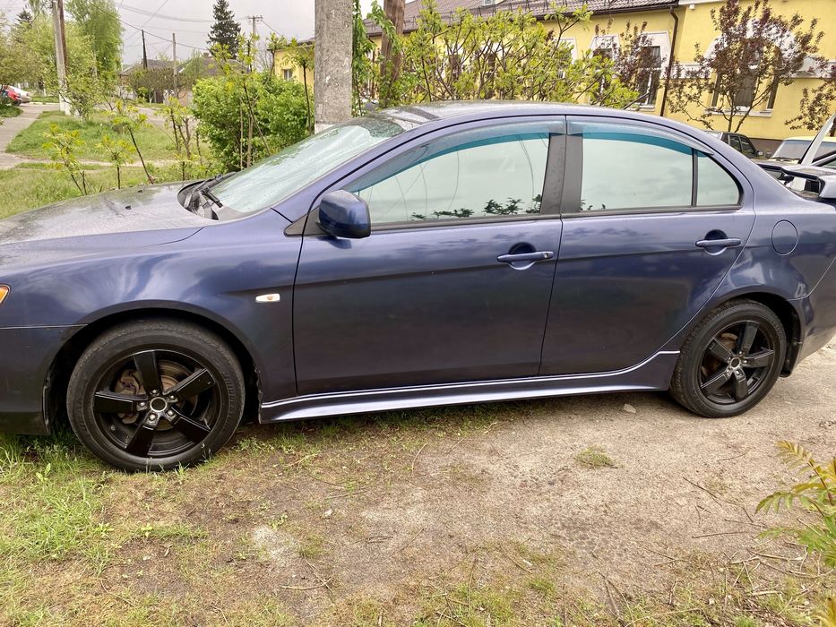 Продам авто Mitsubishi