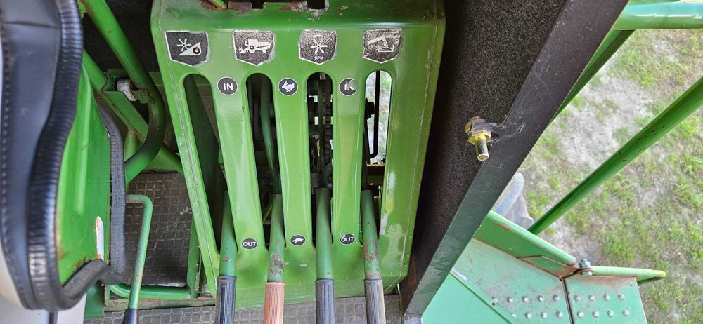 Зернозбиральний  комбайн John Deere 935 3м міні комбайн