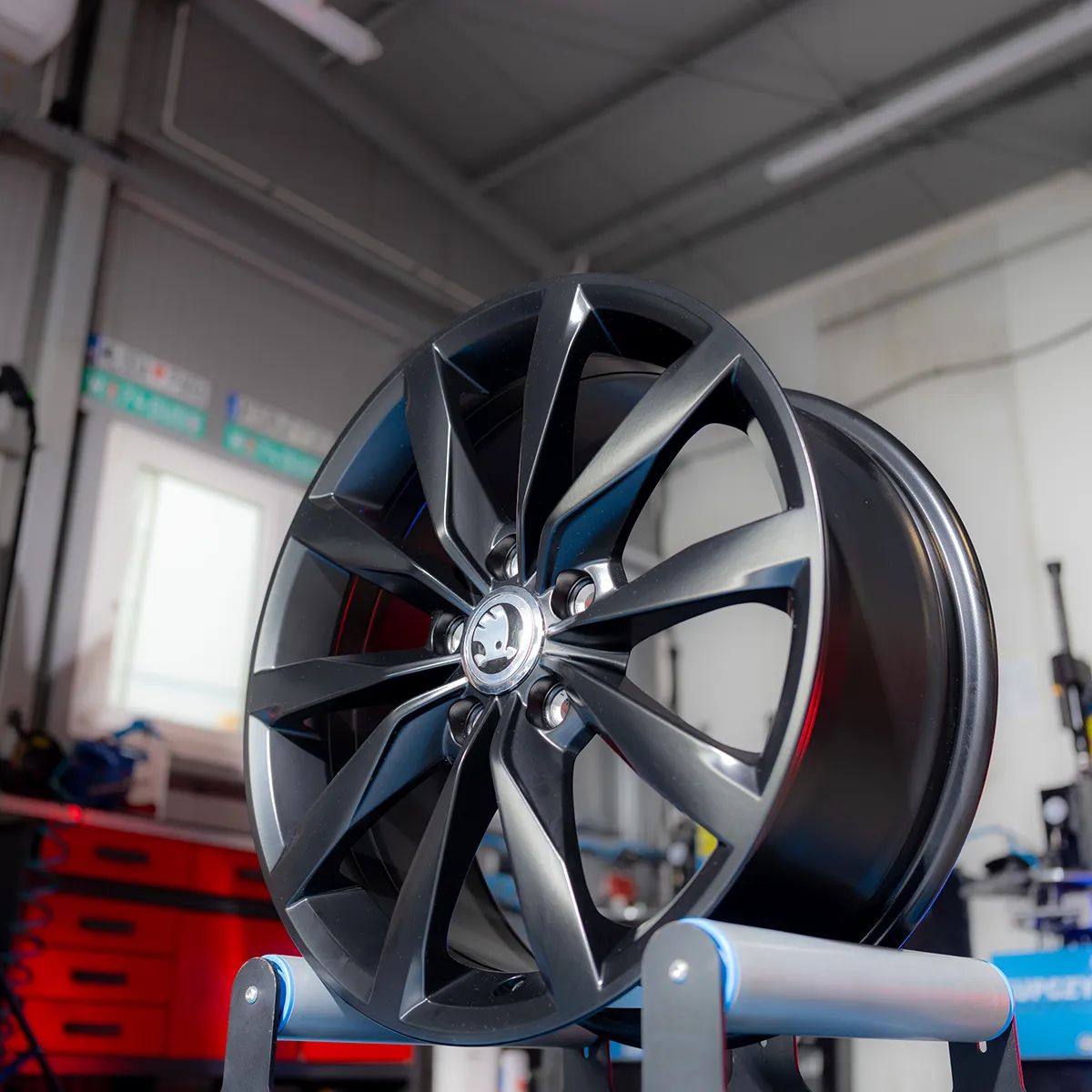 NOWE ORYGINALNE Felgi aluminiowe 17" Skoda Karoq Kodiaq Octavia SuperB