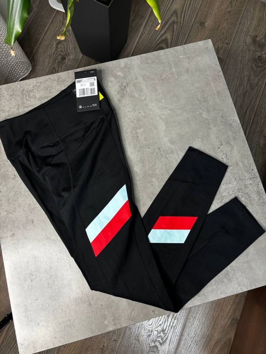 Жіночі лосини Nike