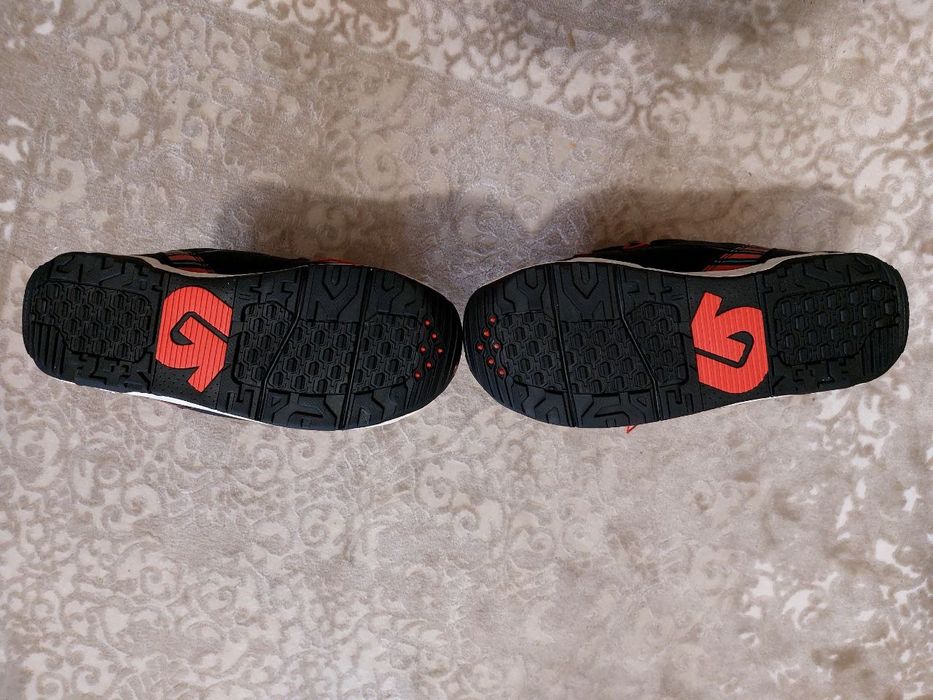 Боти для сноуборда Burton мото