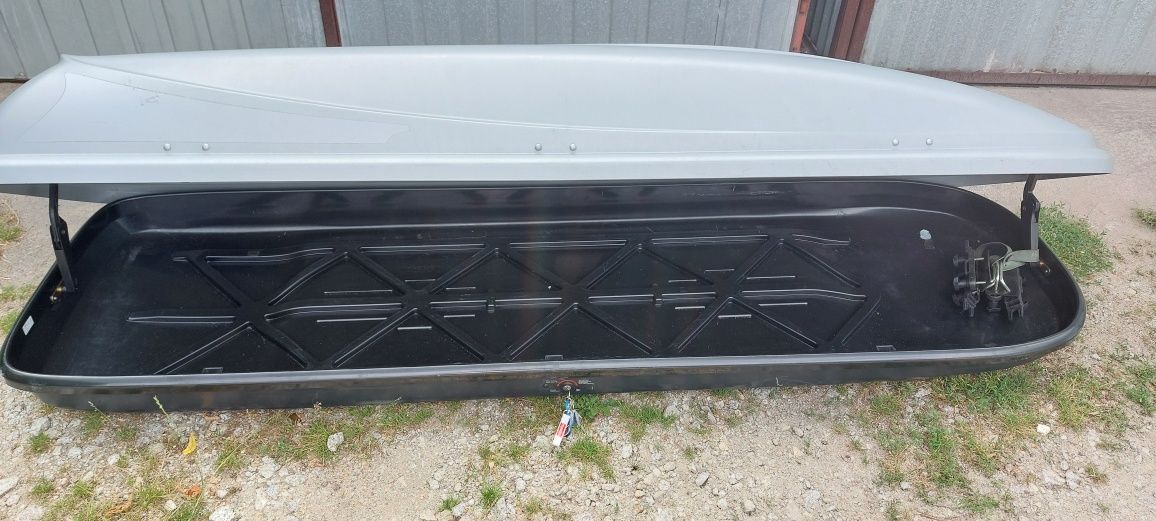 Box thule ocean 700