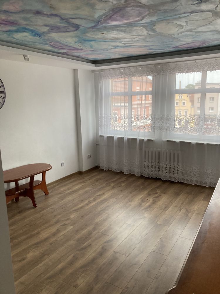 Mieszkanie 3 pokojowe / Centrum miasta / Duży metraż